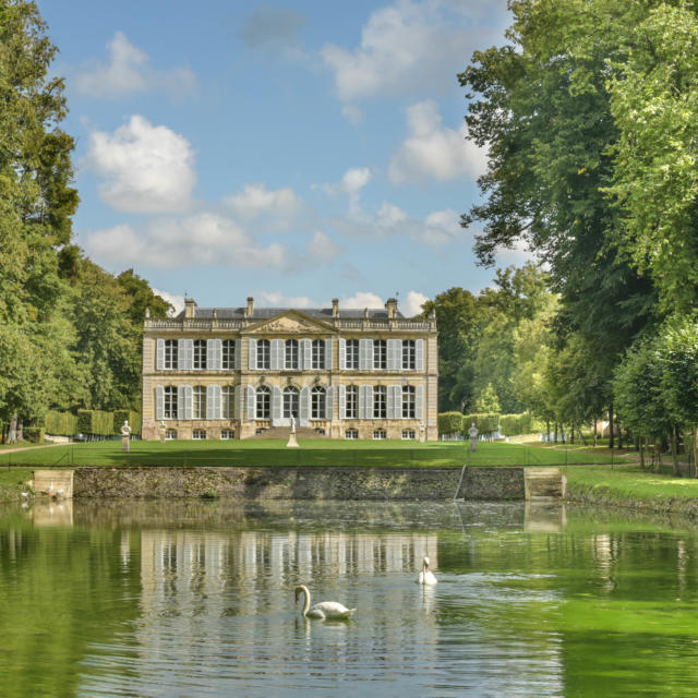 Château De Canon Miroir D'eau