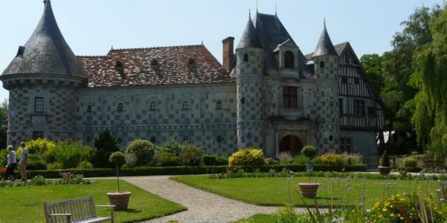 Chateau Saint Germain De Livet