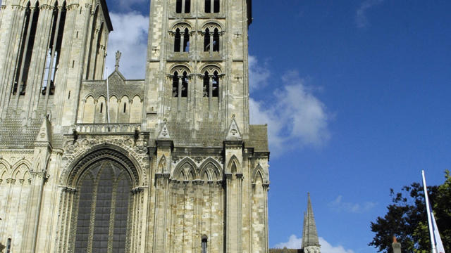 Cathedralestpierre Lisieux2@lintercom