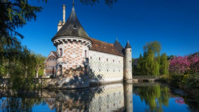 Chateau De Saint Germain De Livet Douves