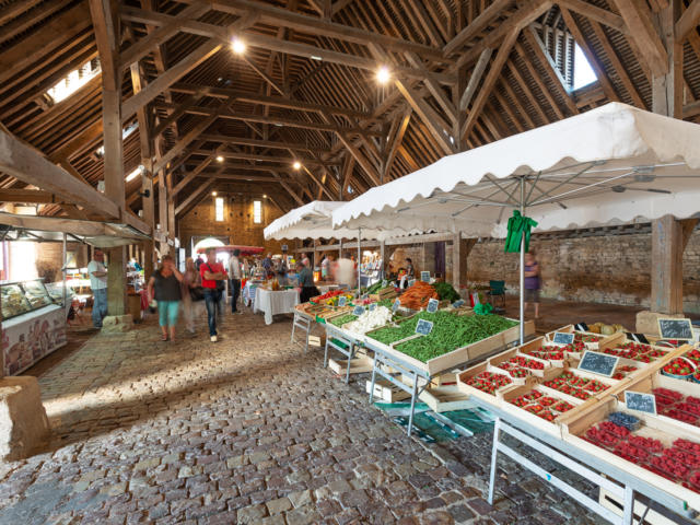 Marché De Saint Pierre Sur Dives