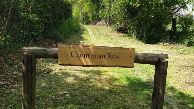 Chemin au Roy Autour du Château de Crevecoeur