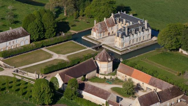 Chateau De Carel Saint Pierre Sur Dives (3)