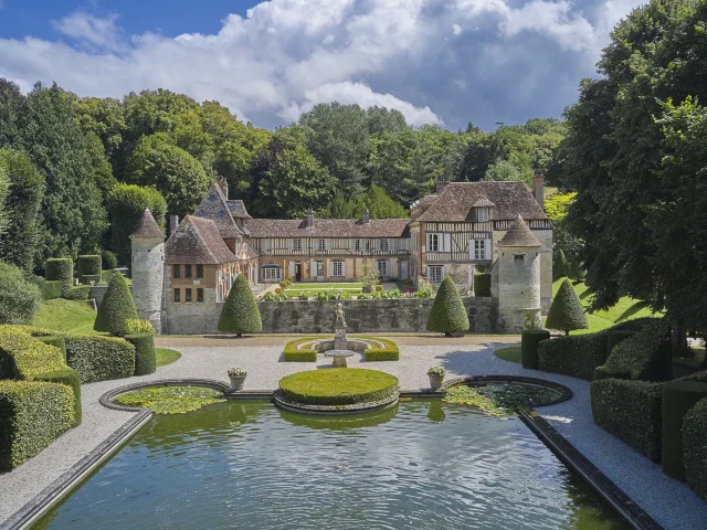 Connaissance Des Arts Chateau Et Jardin De Boutemont