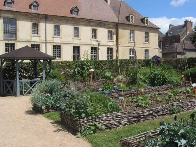 Jardin Conservatoire Saint Pierre Sur Dives