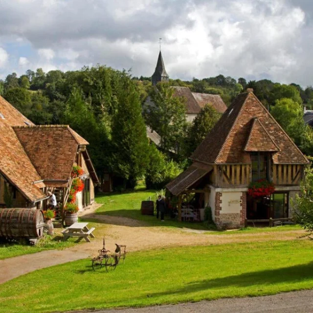 Caves Du Manoir De Grandouet Cambremer